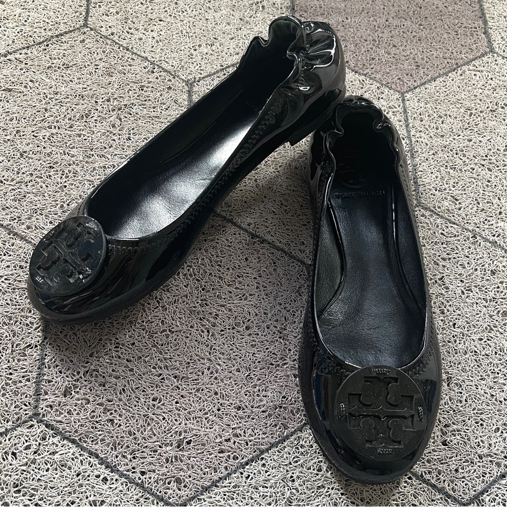 TORY BURCH Reva Patent Leather Ballet Flats, Black